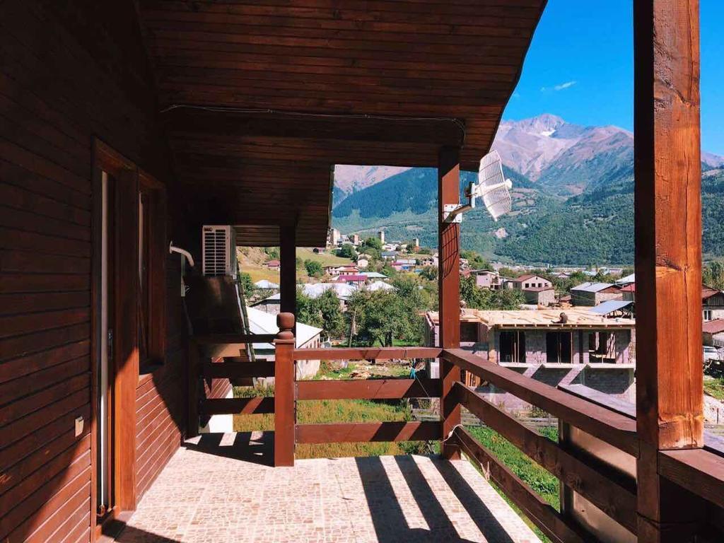 Hotel Lileo Местия Екстериор снимка